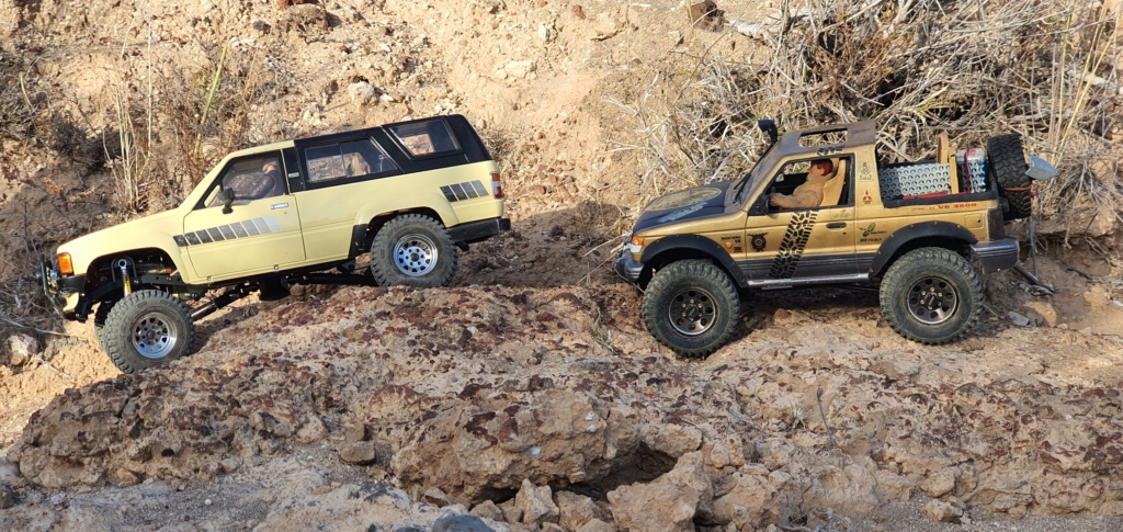 Toyota 4 Runner 1985 Trailfinder2 Rc4wd by WillysMB 2023-037