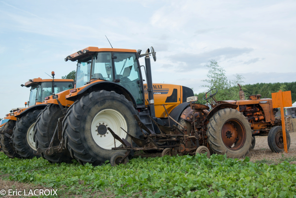 Les 100 ans du tracteur RENAULT en photo... - Page 9 2018_210