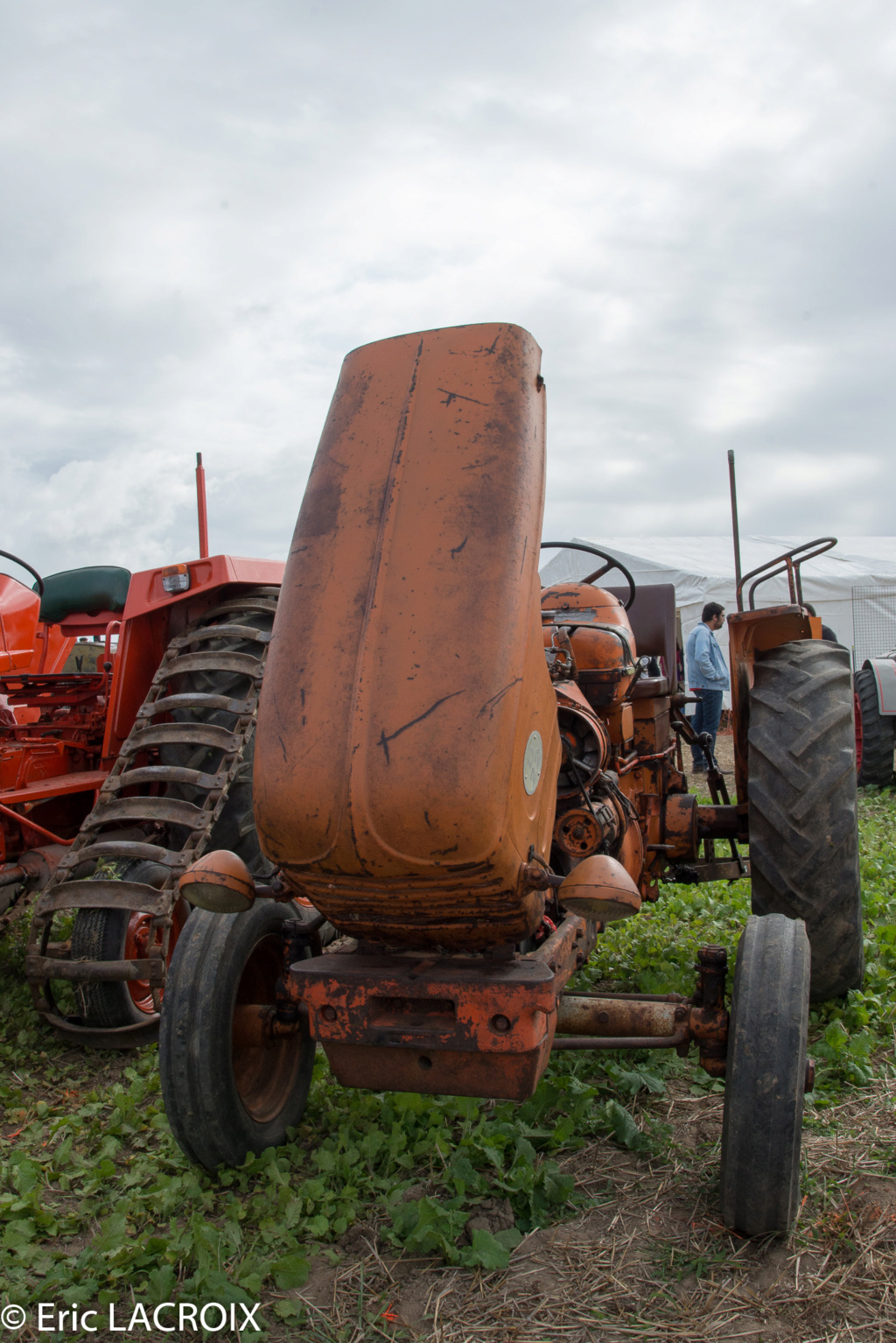 Les 100 ans du tracteur RENAULT en photo... - Page 14 2018_335