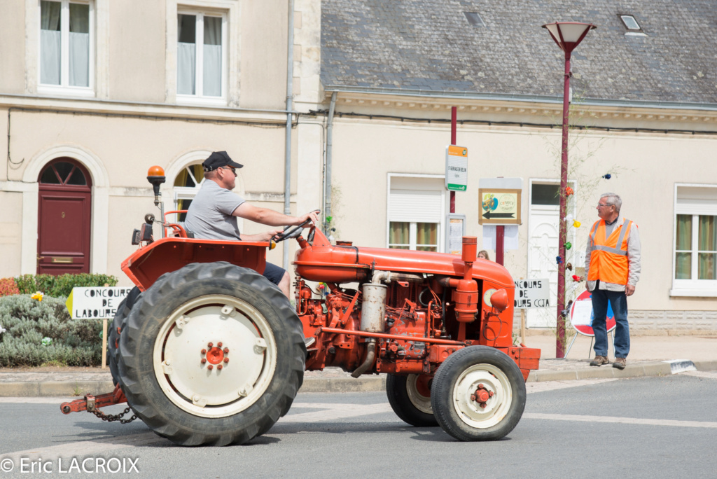 72 - St Gervais en Belin en 2018 - Les 100 ans du tracteur RENAULT  - Page 23 2018_852