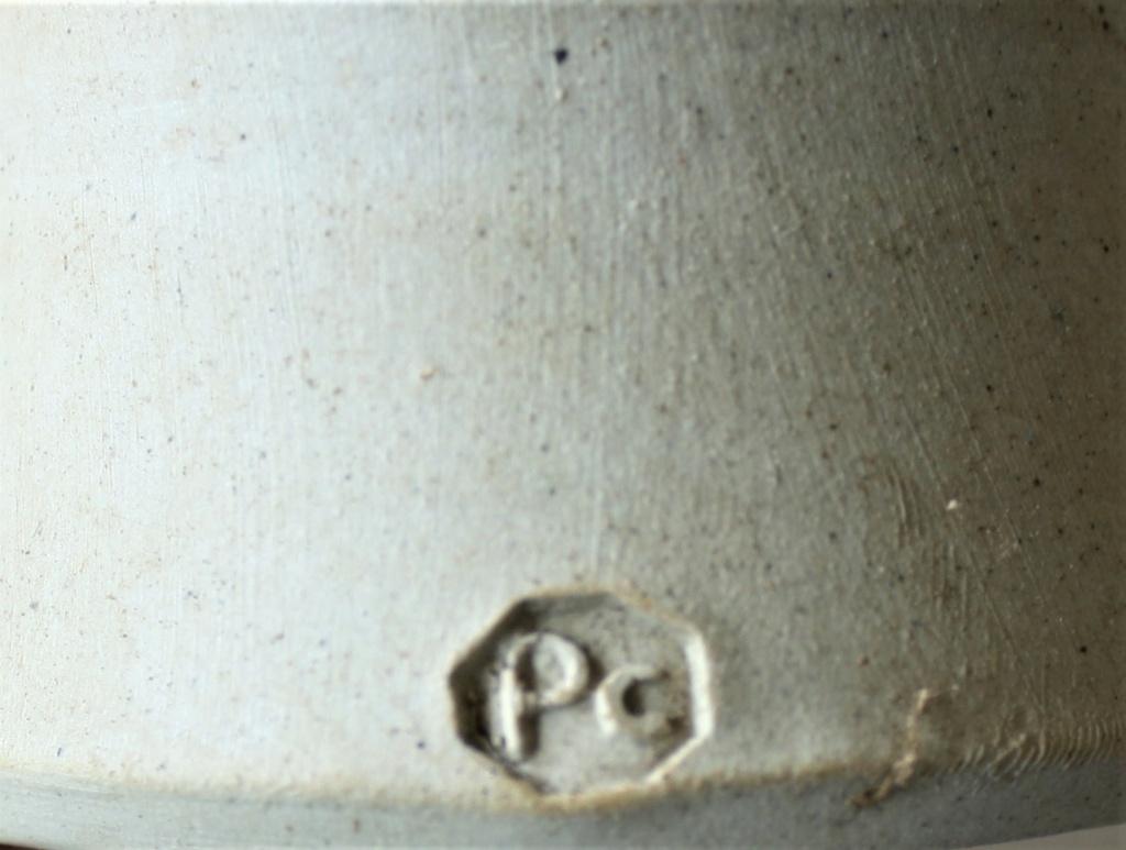 PC mark - Peter Curtis, Millbrook Pottery  Pc_vas10