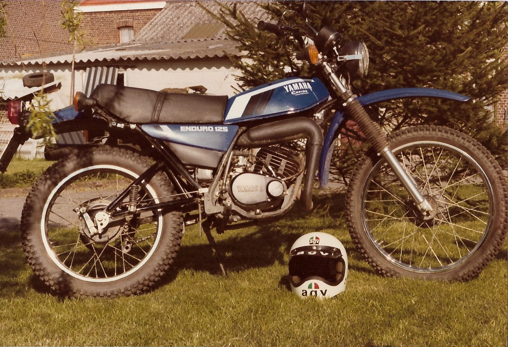 Refaire DT 125 MX avec le look de 1979 Dt_12511