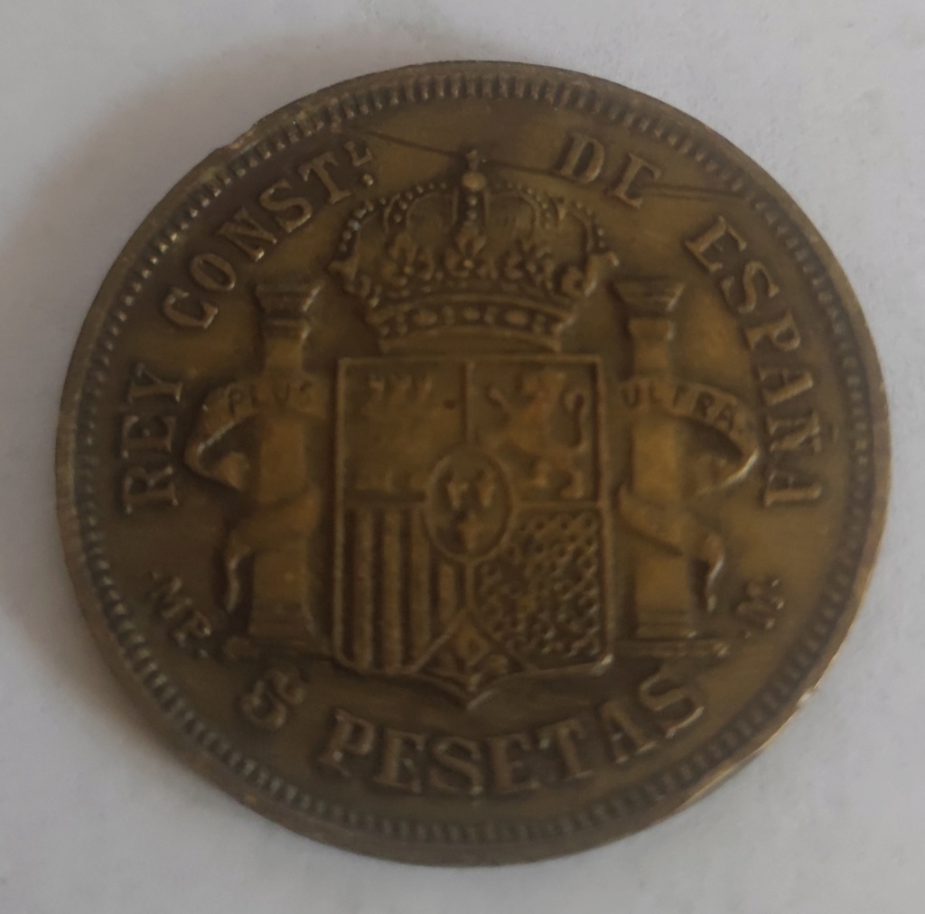 la falsa moneda 16635911