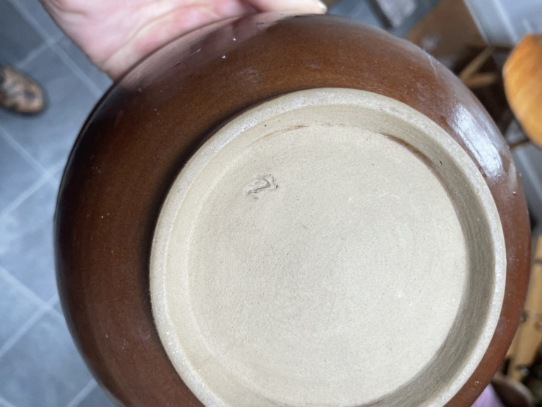 Stoneware Bowl stamped 7 or Z - possibly Denby  0e608110