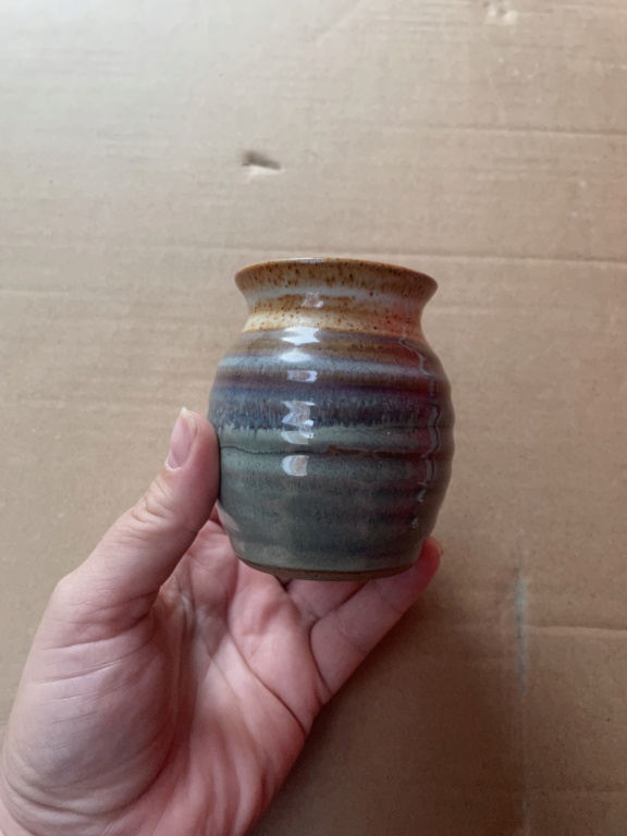 Small multi tonal glazed vase, ribbed body, swirl to inside base, unmarked  6adfa710