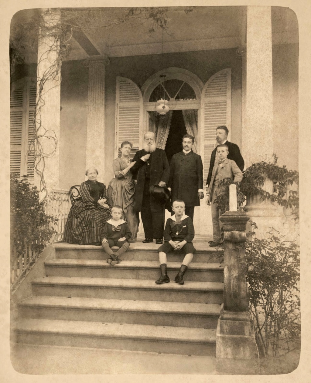 FOTOS DE GRUPO DE LA FAMILIA IMPERIAL DE BRASIL 19468511