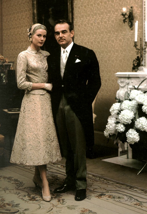 RAINIERO III DE MÓNACO Y GRACE KELLY - Página 2 Weddin11