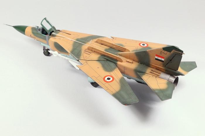 [Clear Prop] 1/72 - Mikoyan-Gourevitch MiG-23 MLD Flogger (Syrie) 09dccb10