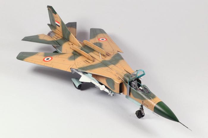 [Clear Prop] 1/72 - Mikoyan-Gourevitch MiG-23 MLD Flogger (Syrie) 6ac53710