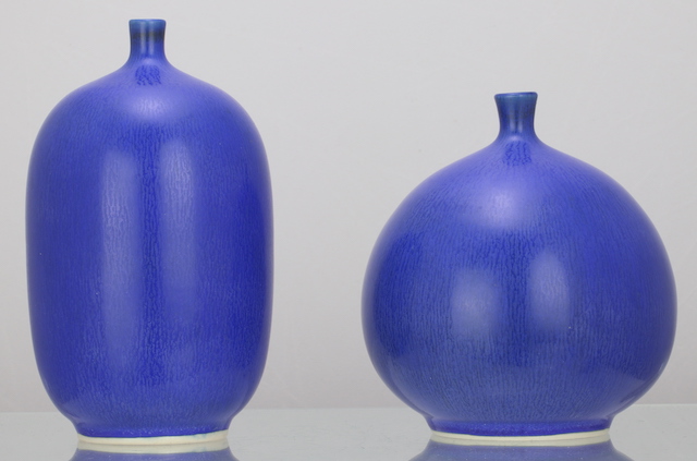 Blue Porcelain Hare's Fur Glaze Pottery Vases Signed - Help with ID Please Img_7410