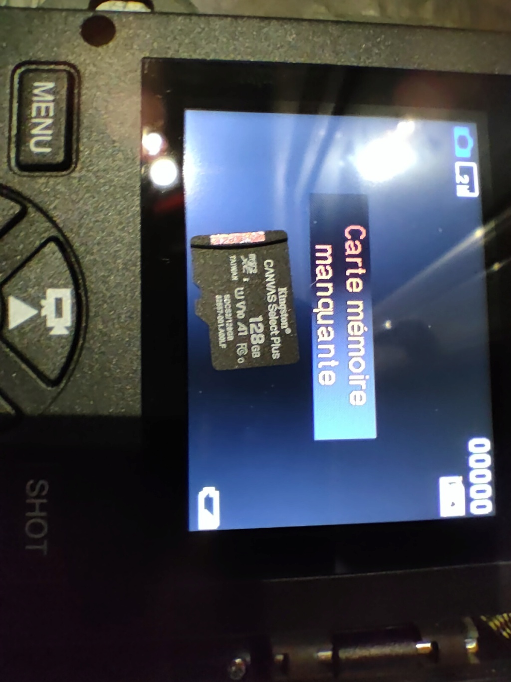 Échangé (plus disponible) : Caméra Digitale CoolLife H8201 (double objectif : vision nocturne N/B et  journée couleur) neuve jamais utilisée en extérieur. Vendue avec carte SD 128Go + chargeur de piles et 8 piles rechargeables contre une CB JFK + alim Img20187