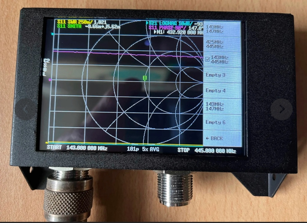 Mini1300 (analyseur d'antenne) Scree108