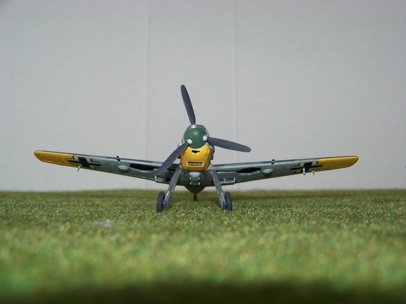 Messerschmitt Bf 109 E-7. Maquette Heller au 1/72, d'avant 1976... Bf_10922