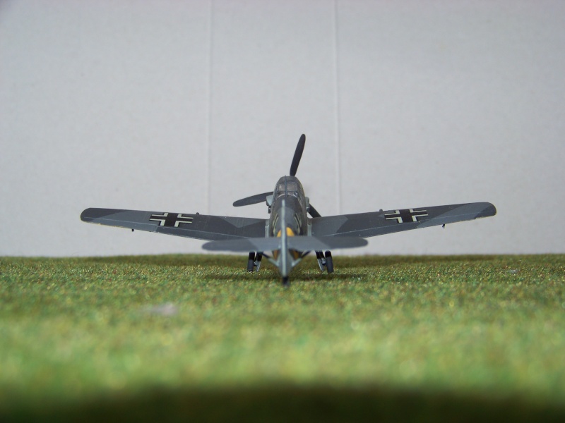MESSERSCHMITT Bf 109 E-7 Réf 089 Bf_10923