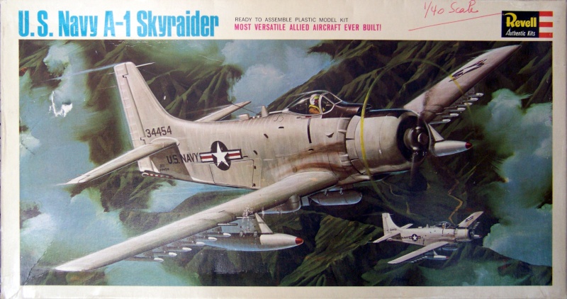 [Revell] (1/40) Douglas A-1 Skyraider Couver10