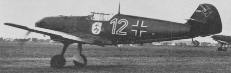 Messerschmitt Me 509 (1:48 - Trumpeter) - m.à.j. photos du final  - Page 2 Img_0098