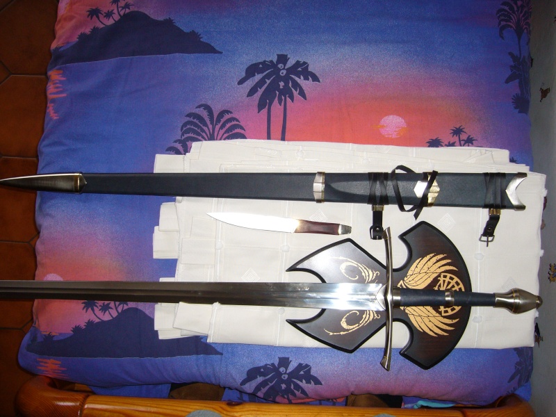 Collection n°149 : kirkyoyo armes LOTR+ sideshow MAJ(30/01) P1020112