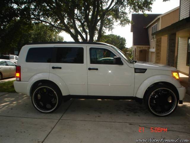 Les Ricains et leur Dodge Nitro Nitro_10