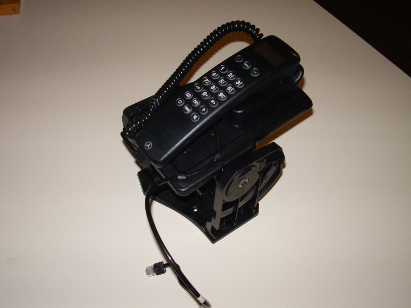 Téléphone Motorola origine mercedes W208 Imgp2410