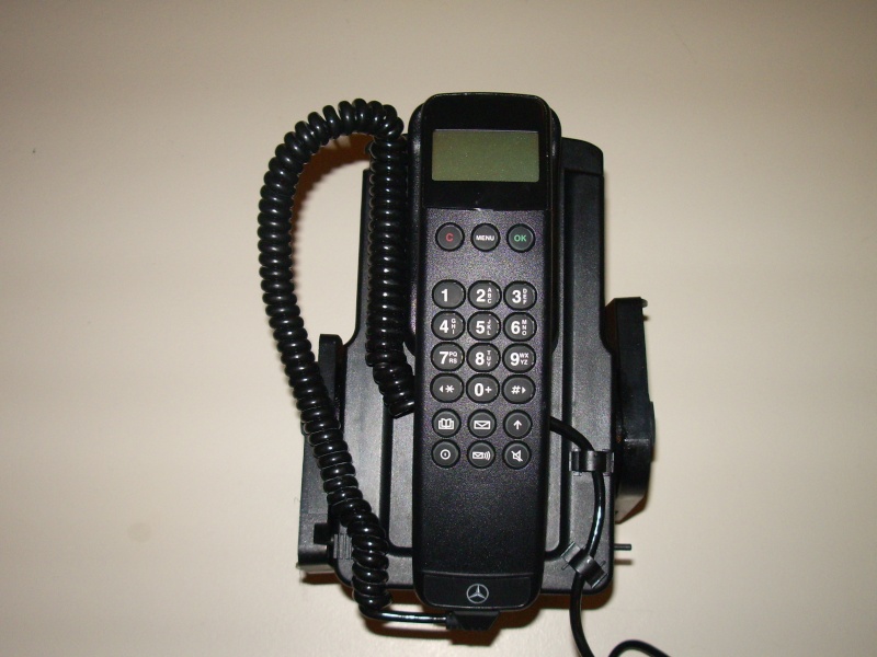 Téléphone Motorola origine mercedes W208 Imgp2411