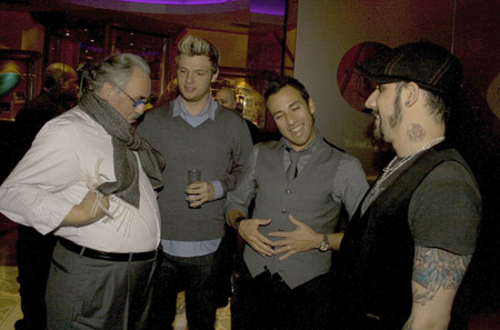 Backstreet Boys dining at AGO Restaurant - 31-12-2007 0110