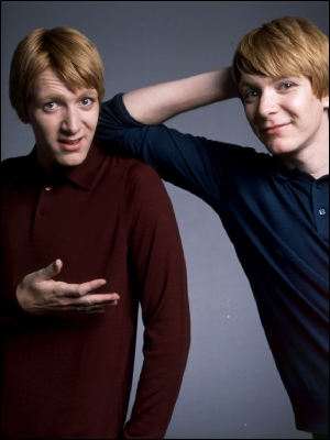 Fan Club de James et Oliver Phelps (Fred et George Weasley) - Page 17 006cyh10