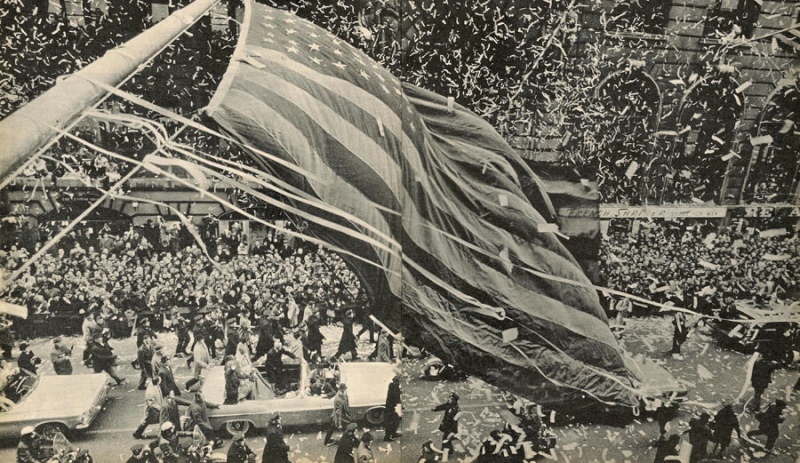 Photos rares et/ou originales, de préférence inédites sur le forum - Page 40 Parade10