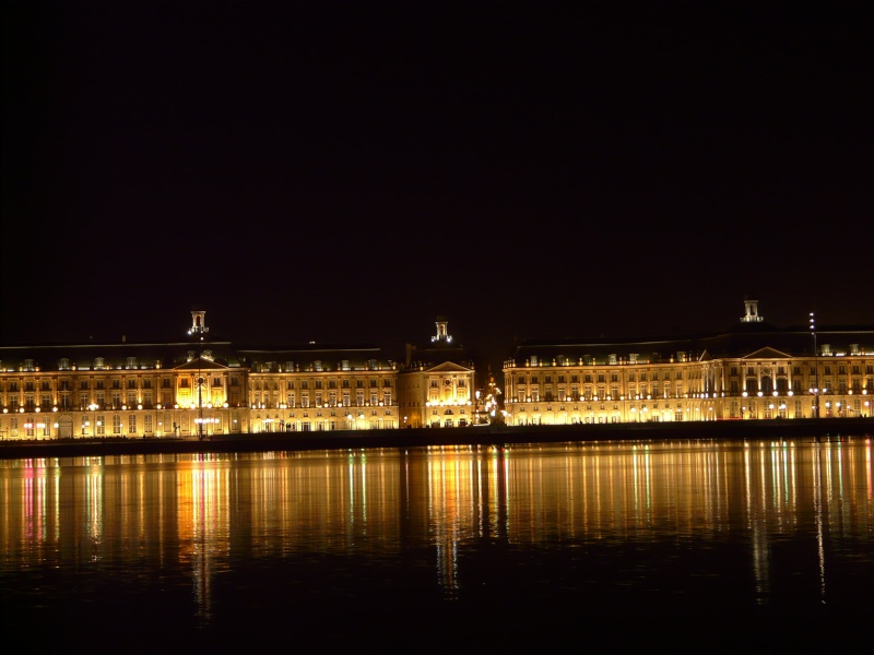 Bordeaux de nuit (c'est mon tour) P1010011