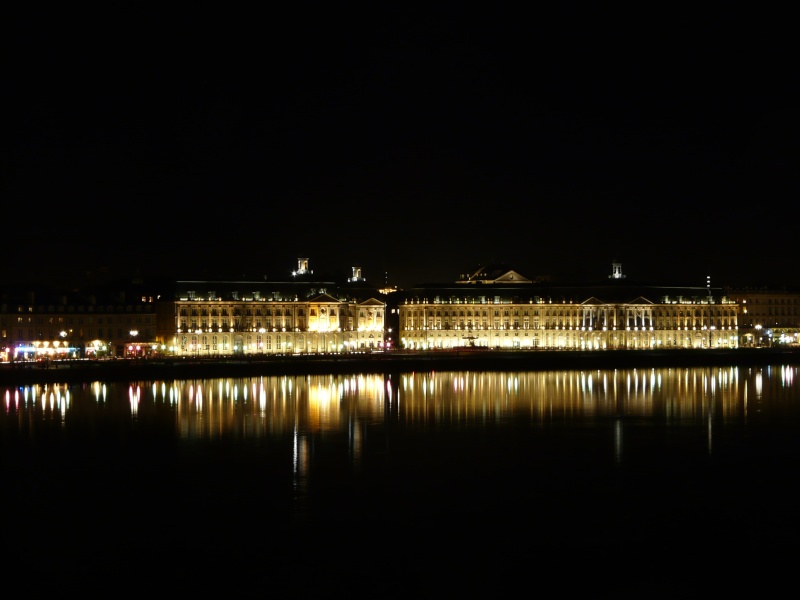 Bordeaux de nuit (c'est mon tour) P1010014