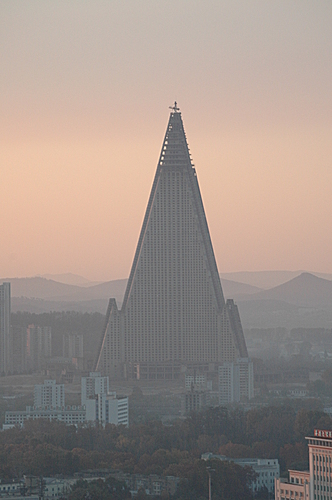 Hôtel Ryugyong, Pyongyang - Corée du Nord Ryugyo11