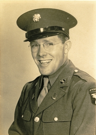 Harry W. BLISS 327th GIR, 101st Airborne (✝ Marvie, 25/12/1944) Harryb10