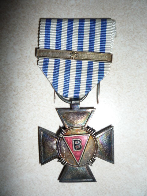 Médaille du prisonnier politique belge WW2 P1020816
