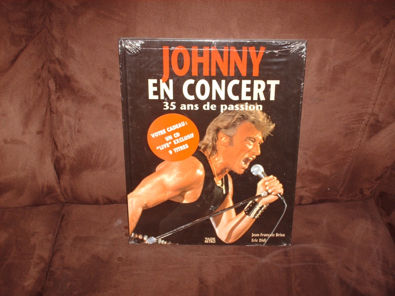 LIVRES JOHNNY HALLYDAY 35_ans10