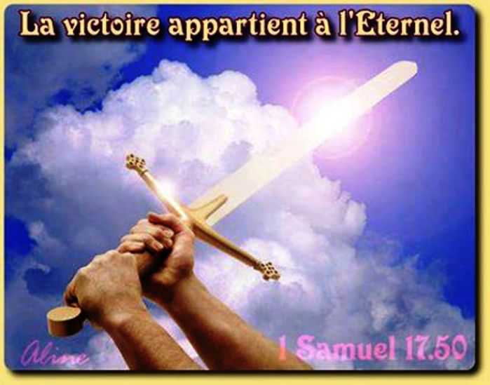 Emmanuel est venu pour réconcilier le monde avec Dieu.  Victoi12