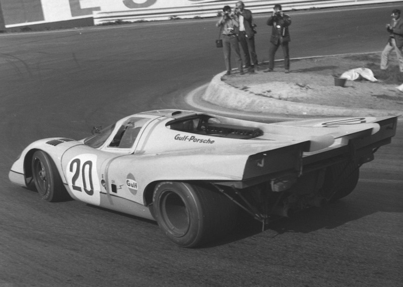 Porsche 917 Gulf ! Numari14