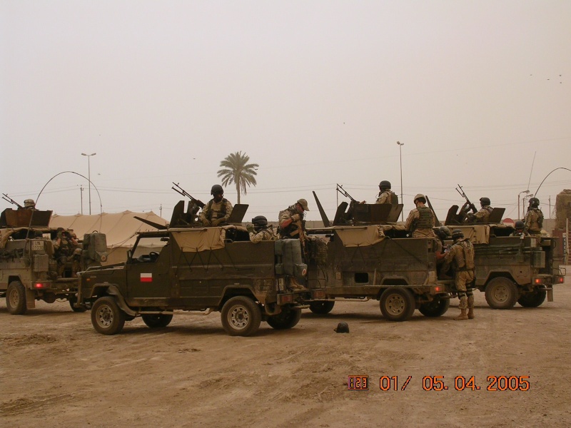Pictures of Polish soldiers in Iraq Pictur10