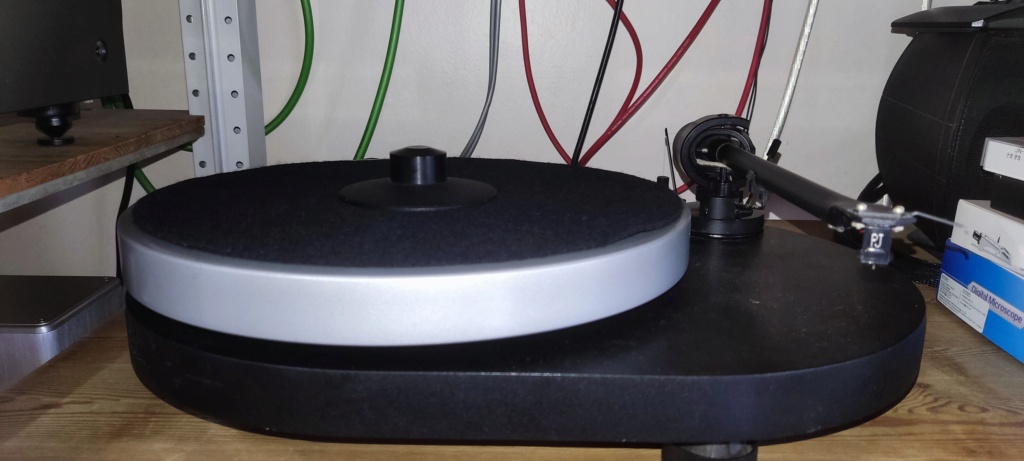 Pro-Ject Rpm4 Turntable  Img_2052