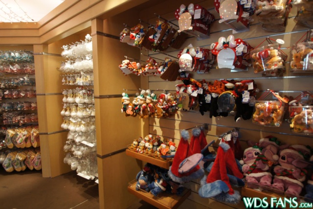 "Il Natale Incantato di Disneyland Paris - 2010 " - Pagina 32 20101013