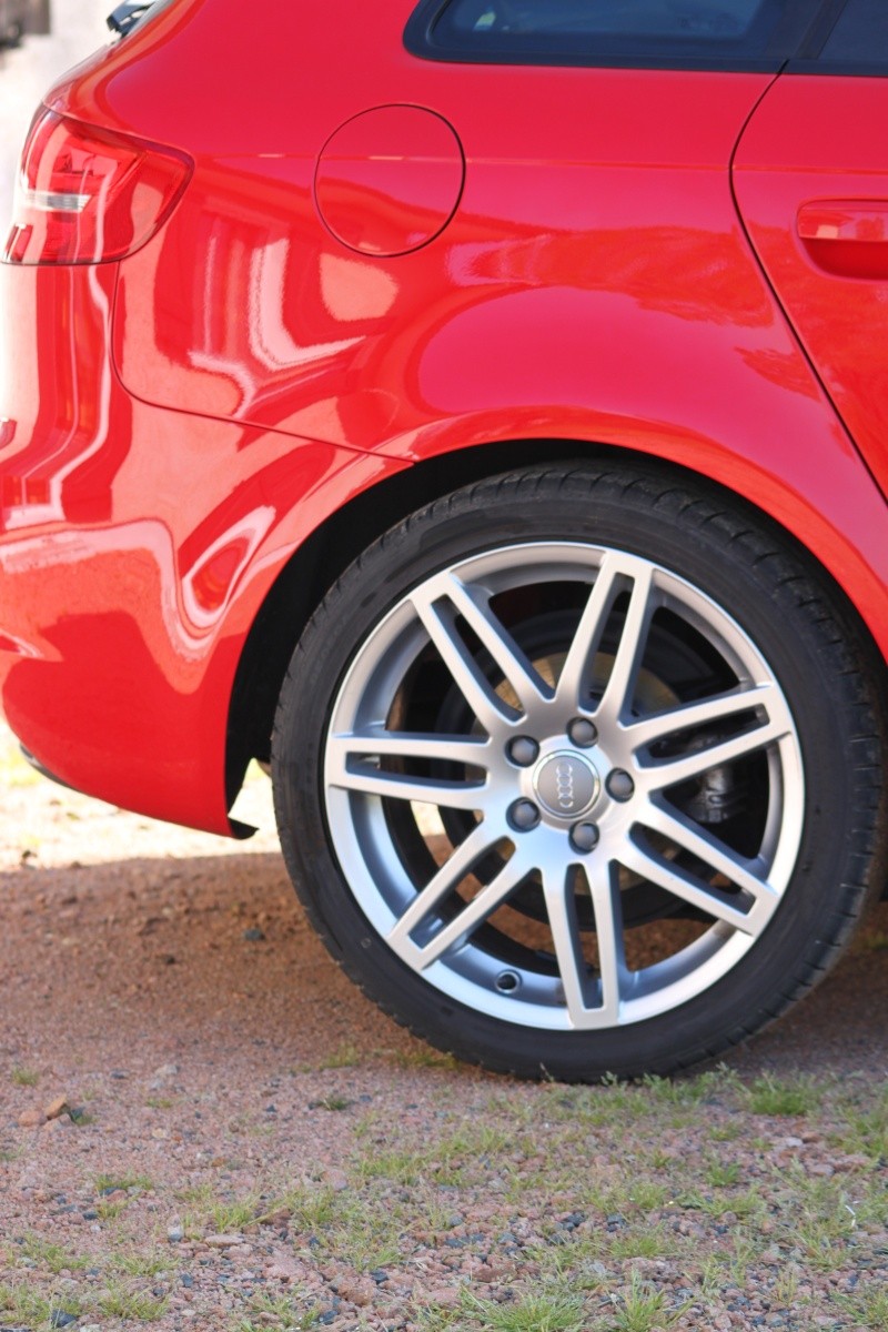 [Photo-reportage] Audi A3 facelift 2.0 TDI 140 Sline rouge brillant - Page 4 Img_6014