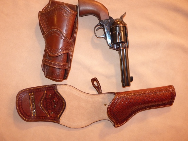 The "LAST SHOT on the TRAIL" HOLSTER by SLYE P1020121