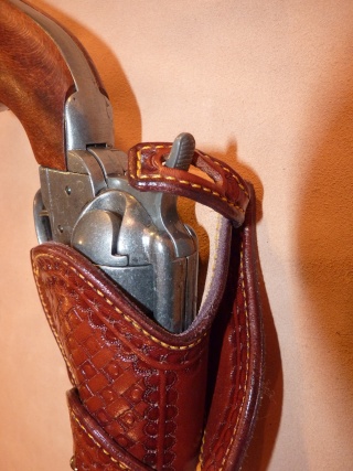 The "LAST SHOT on the TRAIL" HOLSTER by SLYE P1020128
