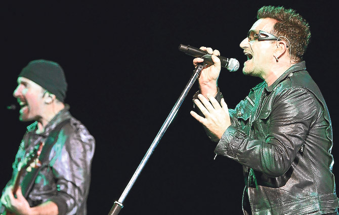 U2(Estambul, Turquia)360º Tour.- 6 de Septiembre 2010.-Estadio Olímpico Atatürk-TERCER LEG (EUROPA) FOTOS Y CRÓNICA.- Istanb10