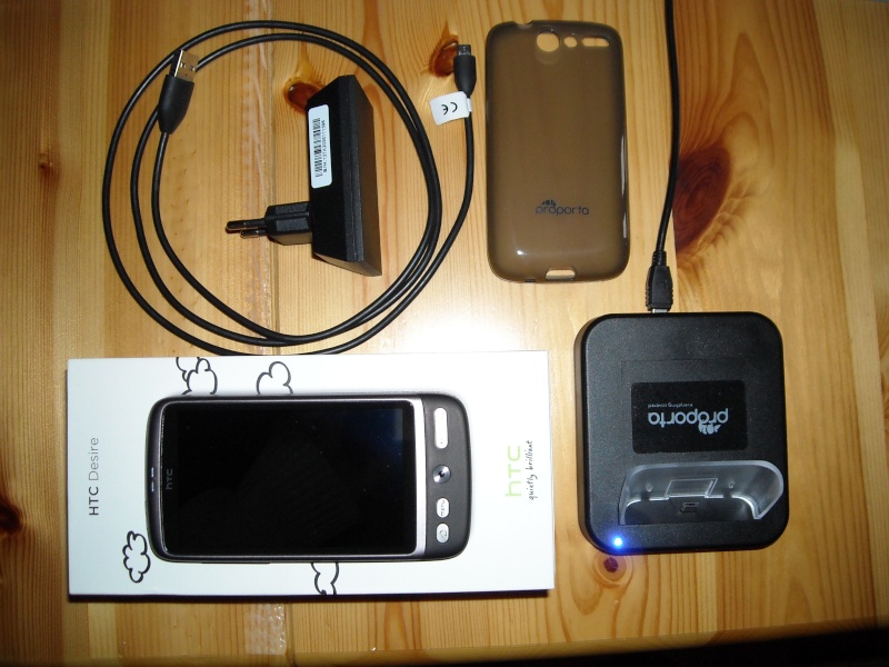 [VENDU] HTC Desire comme neuf + housse + chargeur de bureau 350€ FDP inclus  Dscn0016