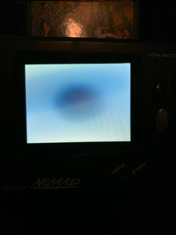 Problème tache sur écran Sega Nomad? Dd9c5d10