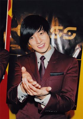 [SCANS] U-Kiss @ 'First Kiss Live in Tokyo & Osaka' (photocards)  514