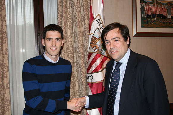 Orbaiz y Iraola renuevan con el Athletic hasta 2013 y 2014 respectivamente Galeri47