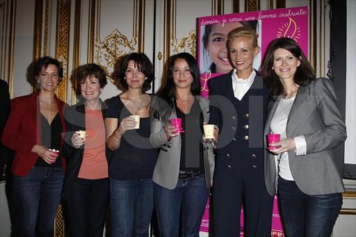 Conférence de presse de La Flamme Marie-Claire à Paris, le 02 mai 2011. Isopix13