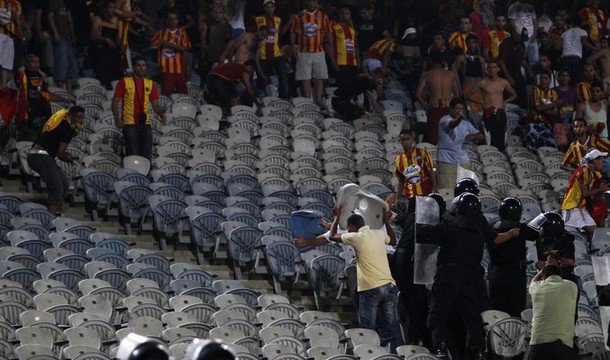 دوري أبطــ( 11 )ـــال إفريقيا 2010  : مازيمبي والترجي في النهائي - Page 11 46274_12