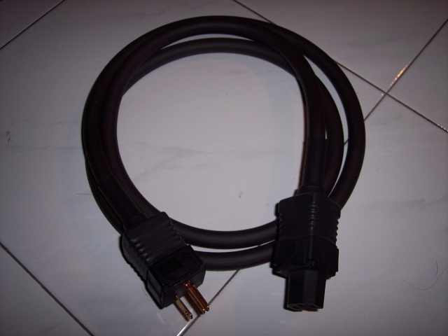 Furutech FP-314Ag Power Cord (sold) 100_7515