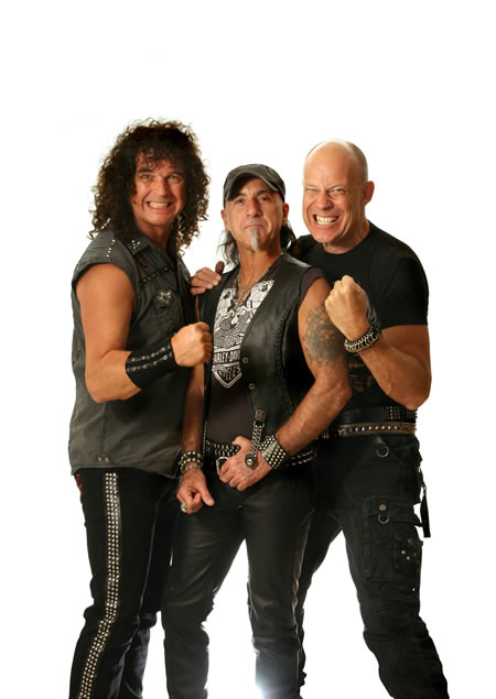 ACCEPT en Chile: ¡”Blood of the Nations” premiado! Accept10